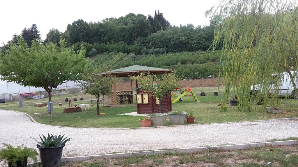 Agriturismo Perugini Bed & Breakfast Cesena Luaran gambar