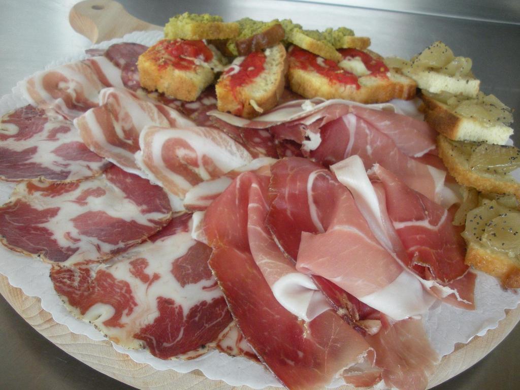 Agriturismo Perugini Bed & Breakfast Cesena Luaran gambar